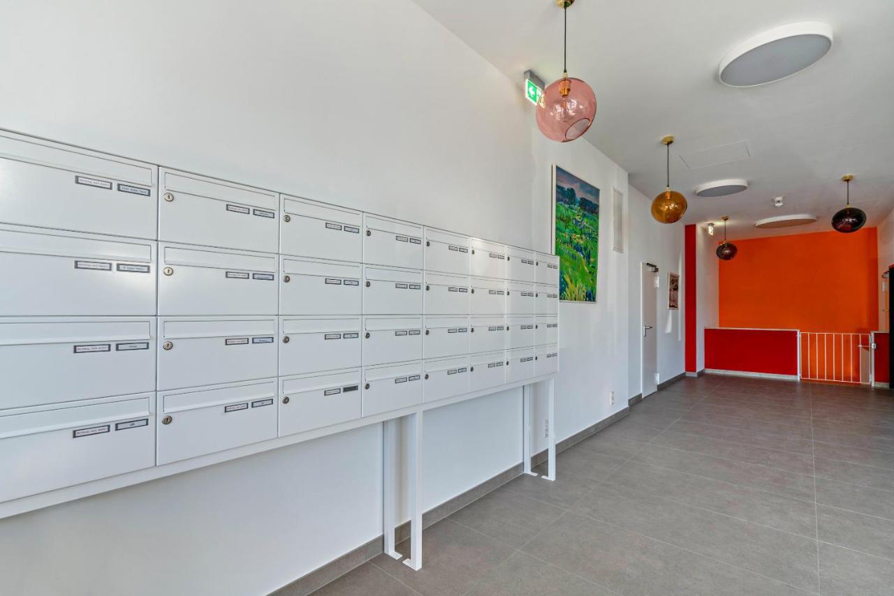 Huber Living Basic 106 Apartamento Germering Exterior foto